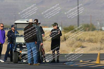media/Feb-06-2025-Racers Edge (Thu) [[c17ed6f7b1]]/3-Around the Pits-Track Walk/